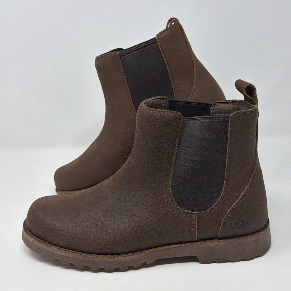 UGG Callum Chelsea Boot Kids Youth 5 Brown Suede Water Resistant 1100170K